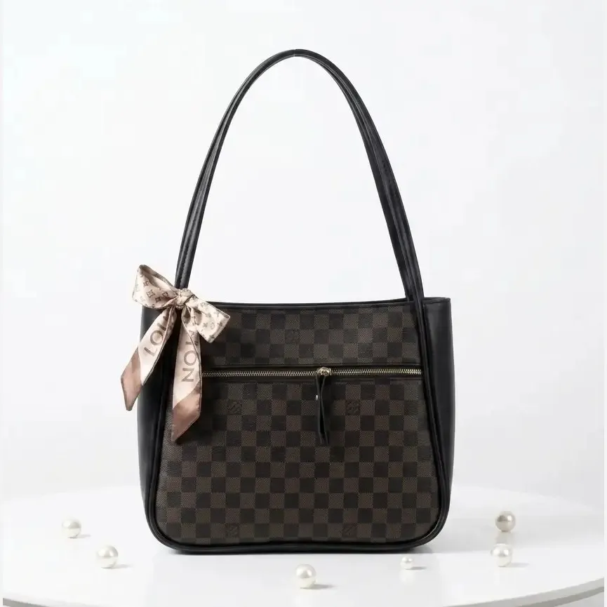 کیف زنانه چرم مصنوعی اسپرت و روزمره