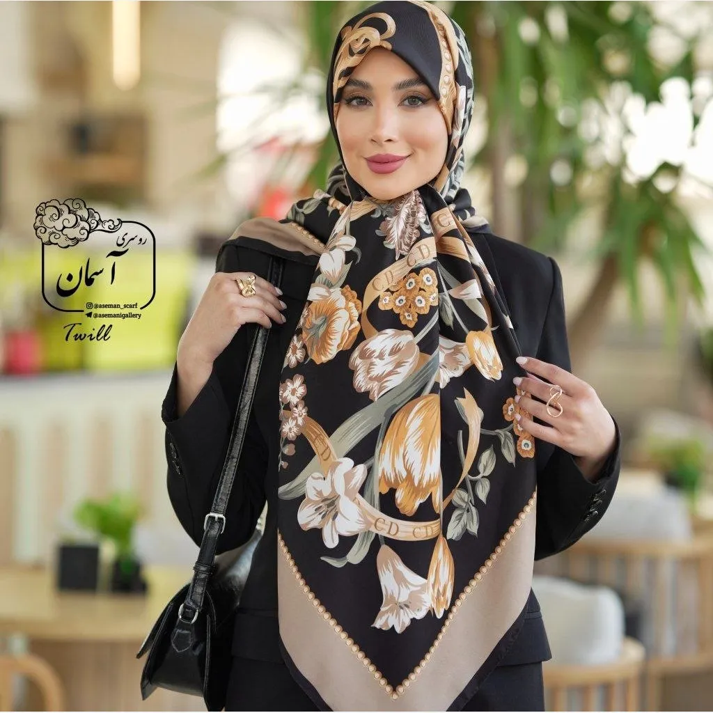 روسری ساتن ابریشم طرح رزگلد قواره 140 مجلسی