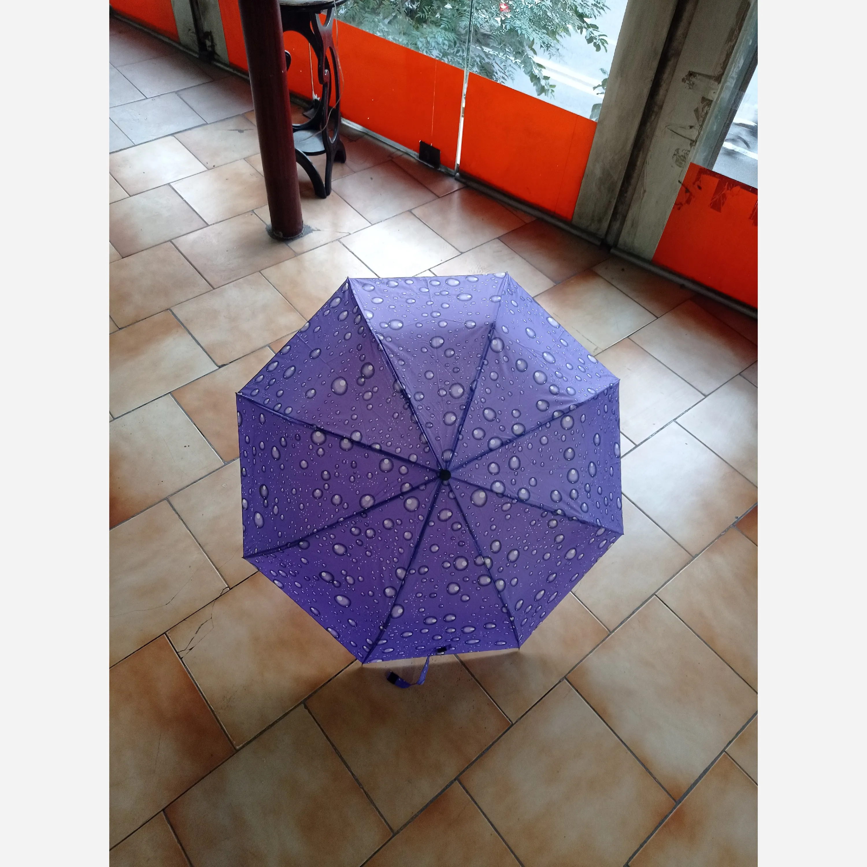 چتر اتومات زنانه طرح قطره ای ضد باد 8 فنره