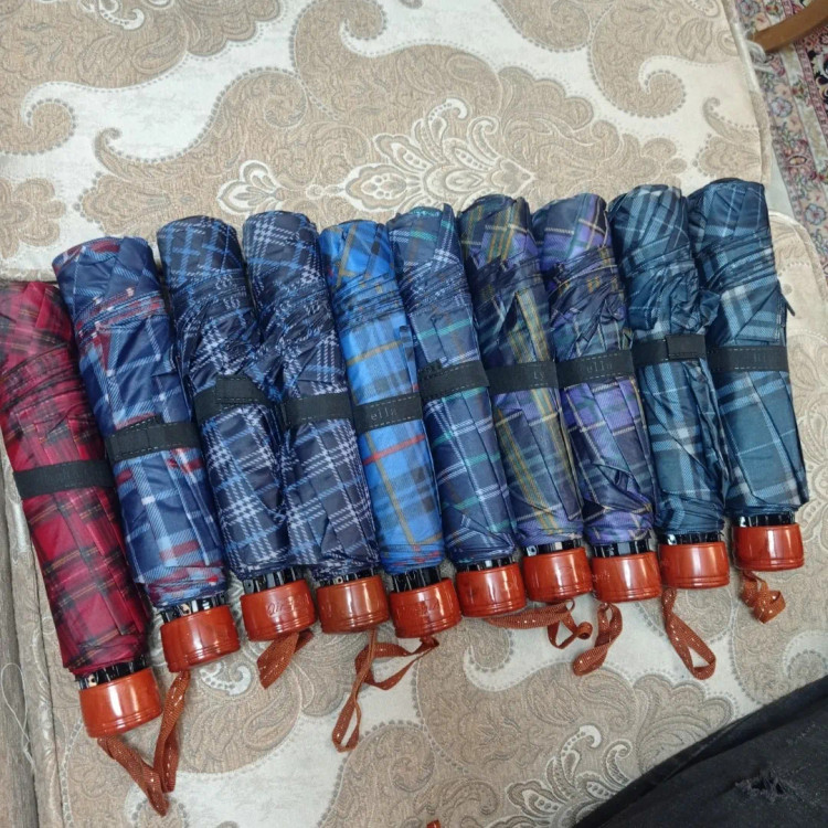 چتر چهارخانه تاشو ضدآب مقاوم و سبک زنانه و مردانه