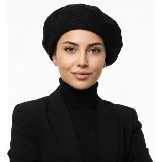 کلاه فرانسوی دو رویه مشکی و پلنگی قطر 30 سانتی متر مناسب پاییز و زمستان